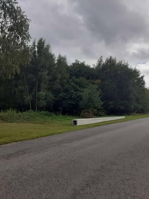 IL EST ENCORE LÀ ! IL EST ENCORE LÀ !