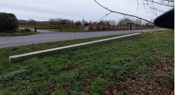 L'AFFAIRE " DU POTEAU " !