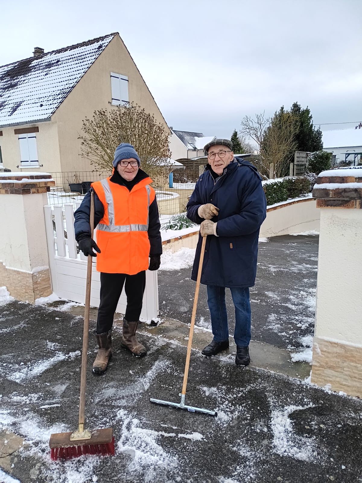 NOTRE BRIGAGE DÉNEIGEMENT EN ACTION !