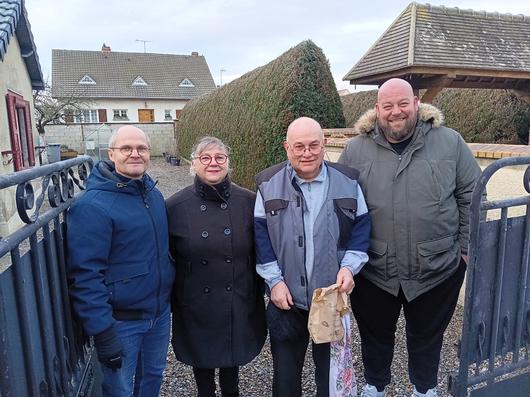 Sébastien, Christophe, Martine et Nicolas ont livré le pain !