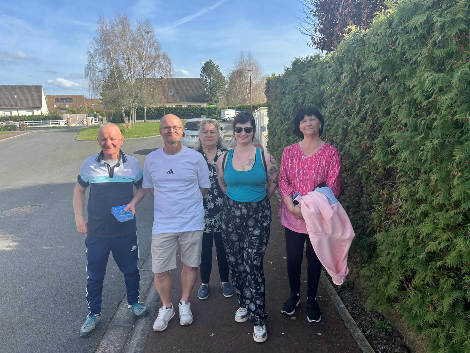 UNE ÉQUIPE MOTIVÉE ET SOURIANTE !